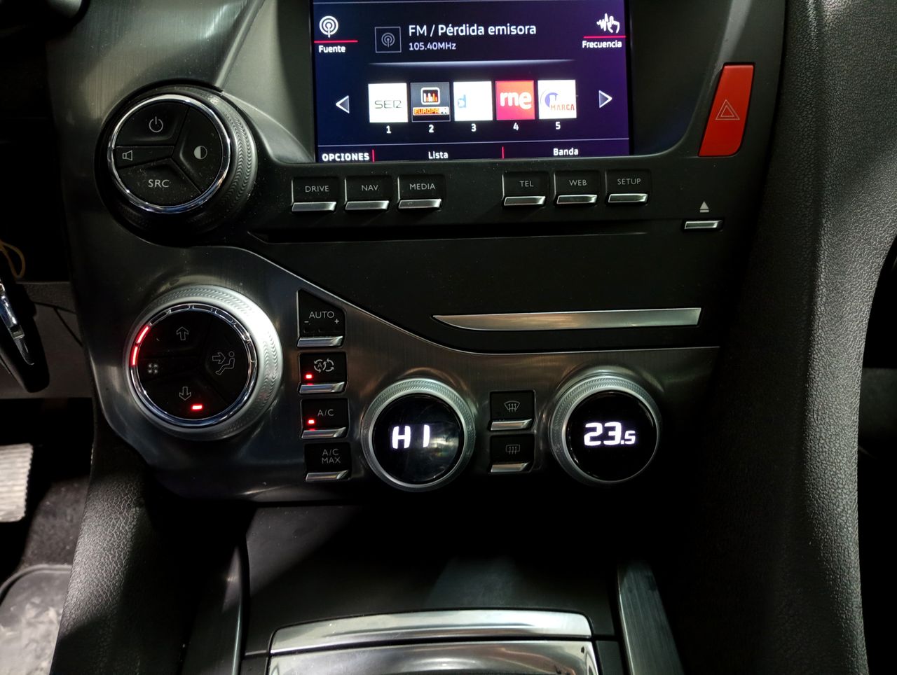 Foto DS Automobiles DS 5 14