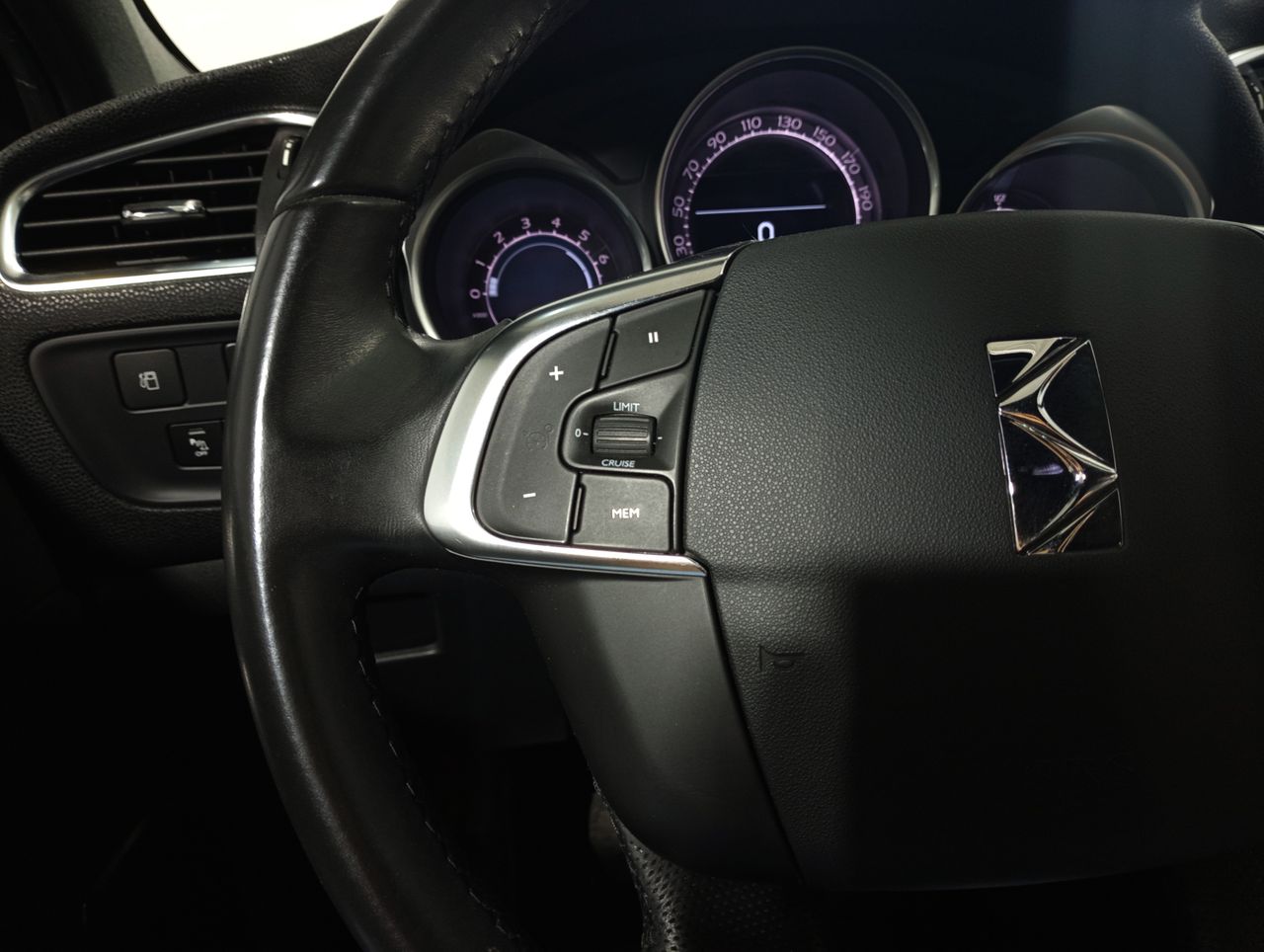 Foto Citroën DS4 23