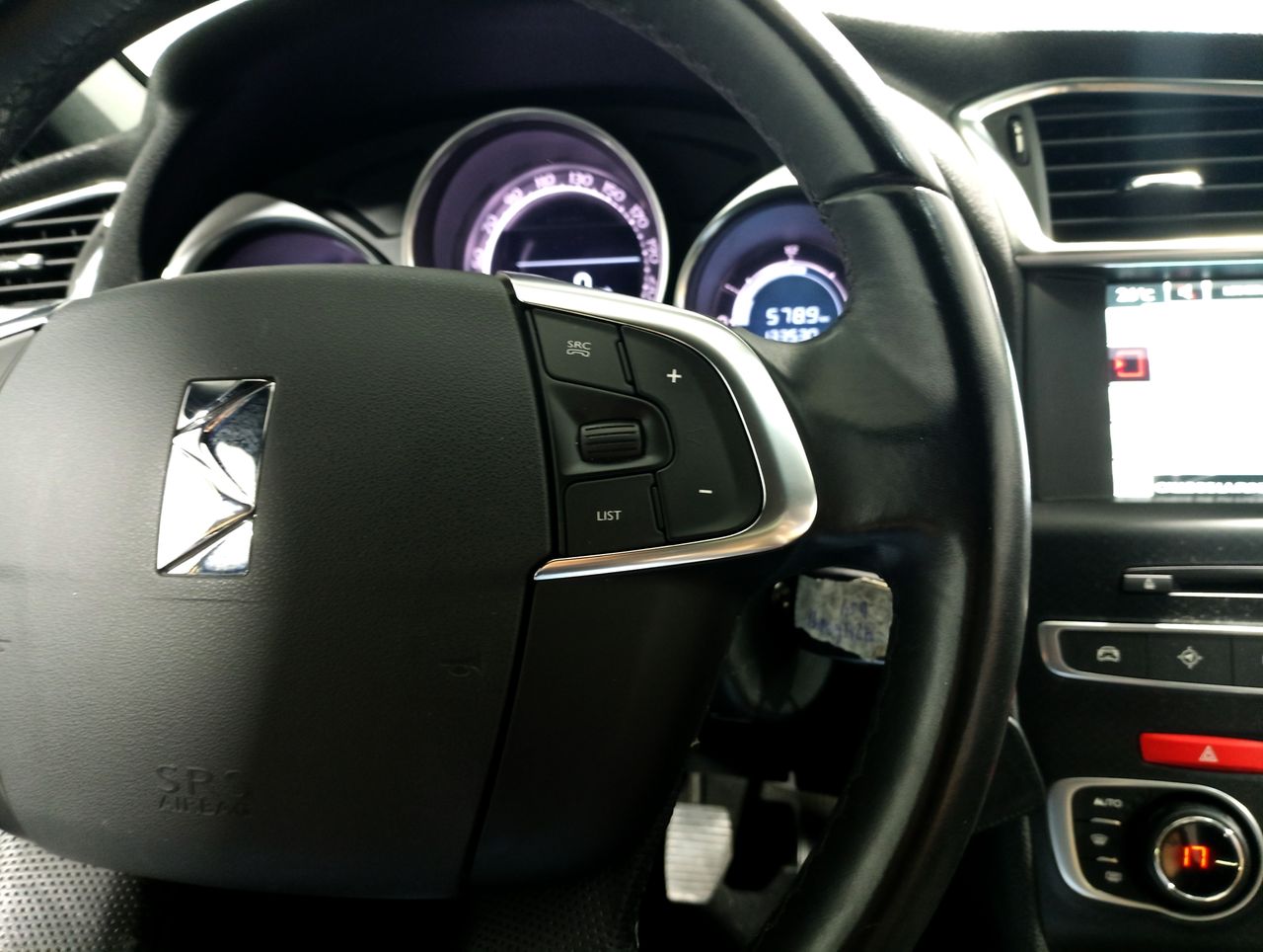 Foto Citroën DS4 24