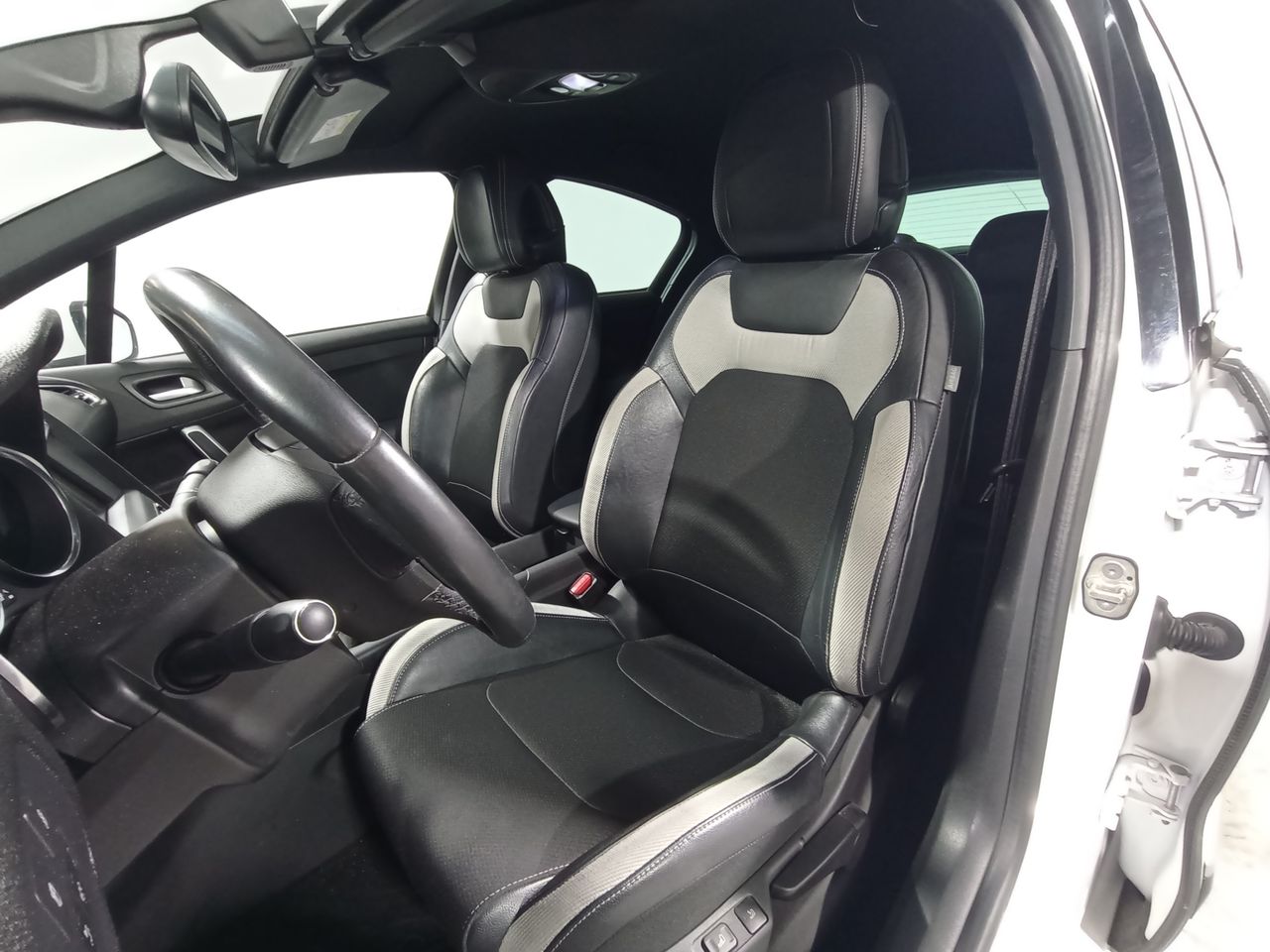 Foto Citroën DS4 27