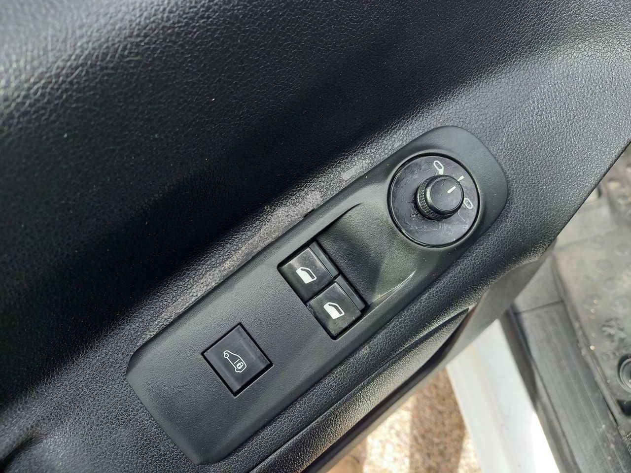 Foto Peugeot Partner 11