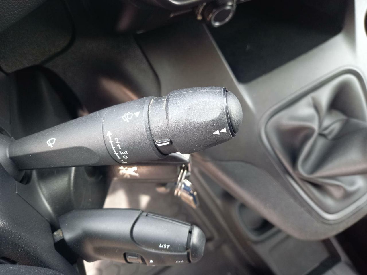 Foto Peugeot Partner 17