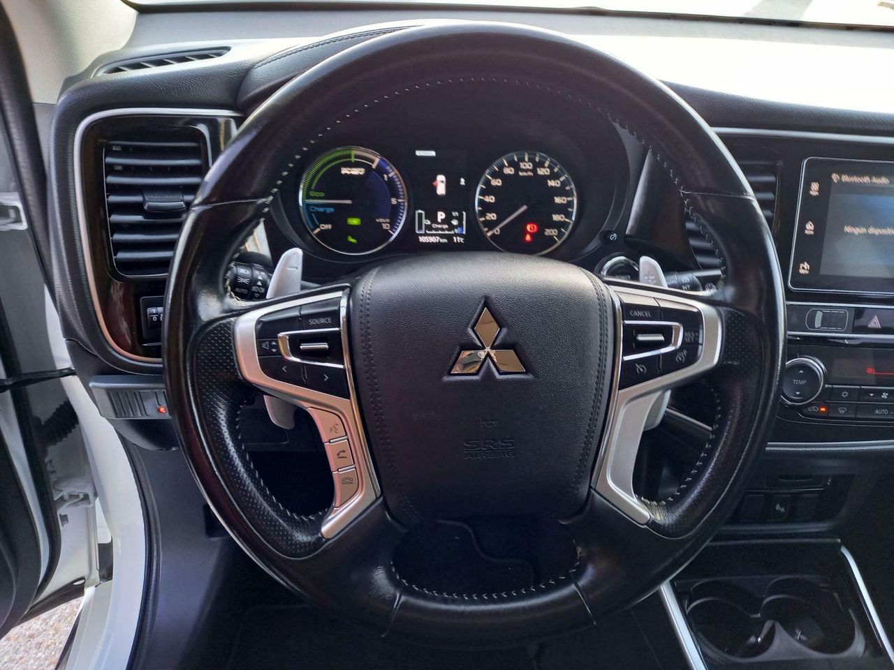 Foto Mitsubishi Outlander 18