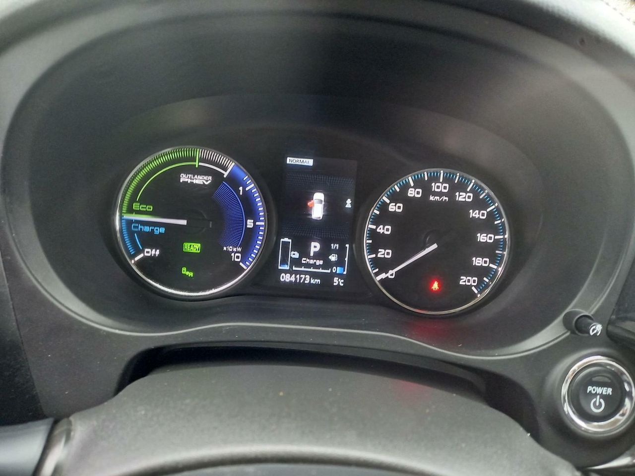 Foto Mitsubishi Outlander 14