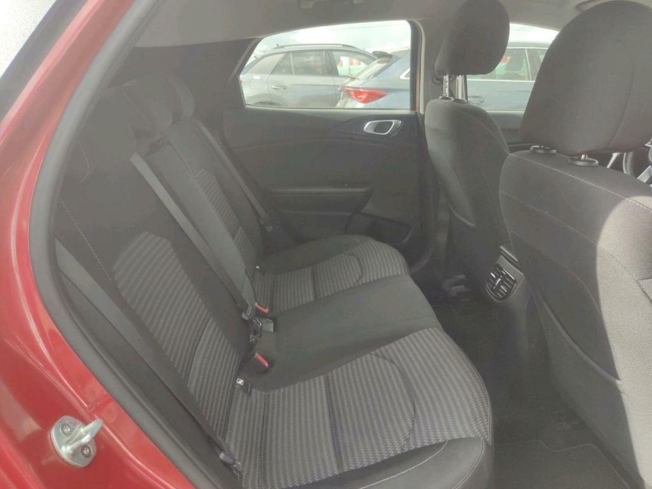 Foto Kia XCeed 6