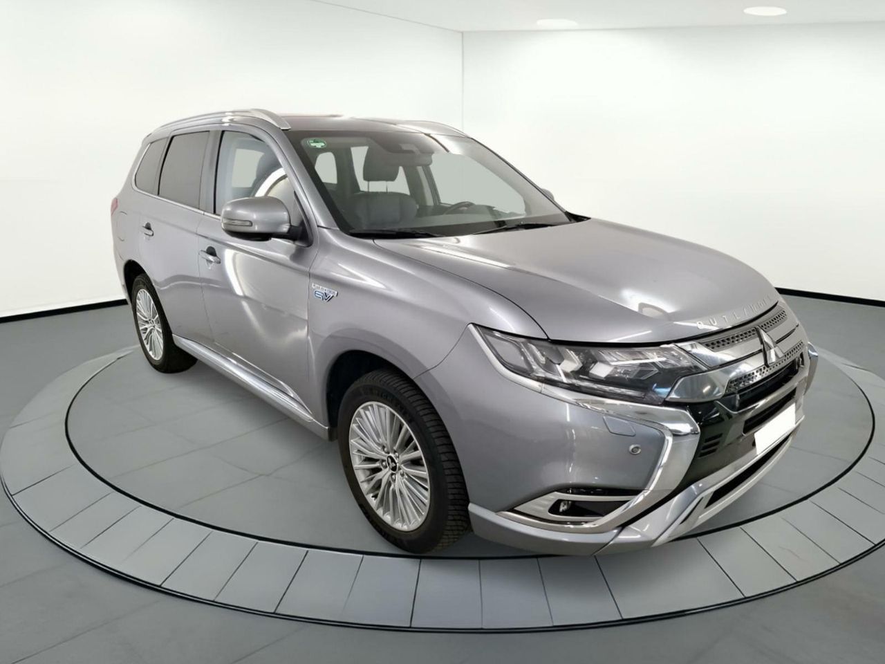 Foto Mitsubishi Outlander 2