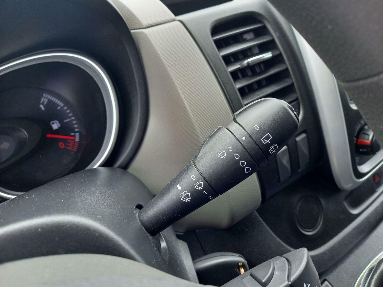 Foto Renault Trafic 13