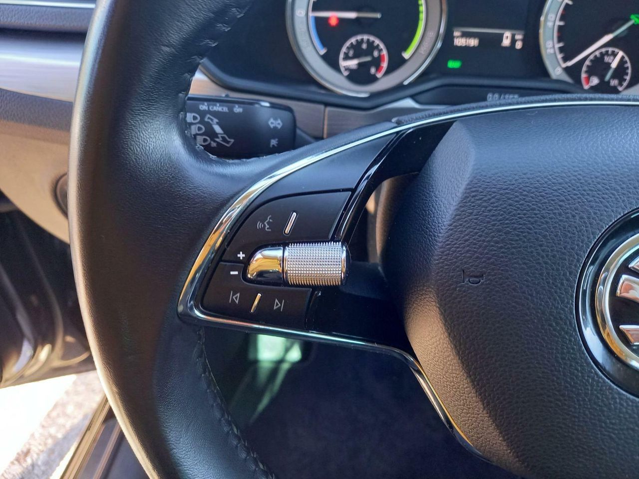 Foto Skoda Superb 15