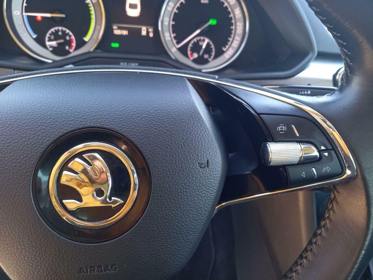 Foto Skoda Superb 16
