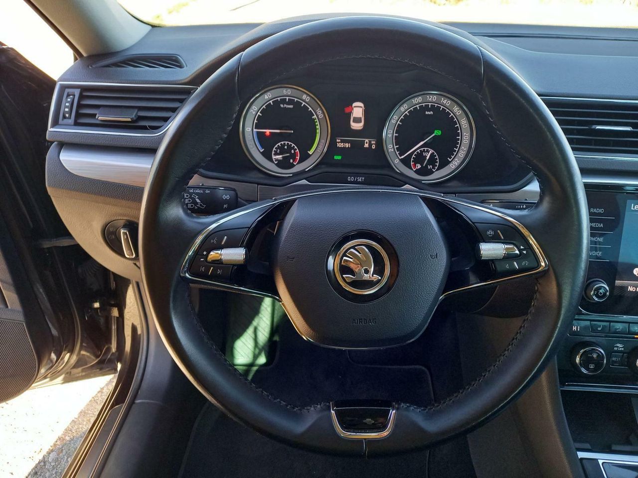 Foto Skoda Superb 19