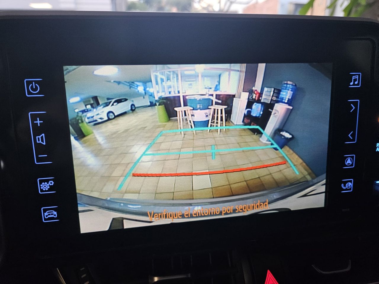Foto Toyota C-HR 9