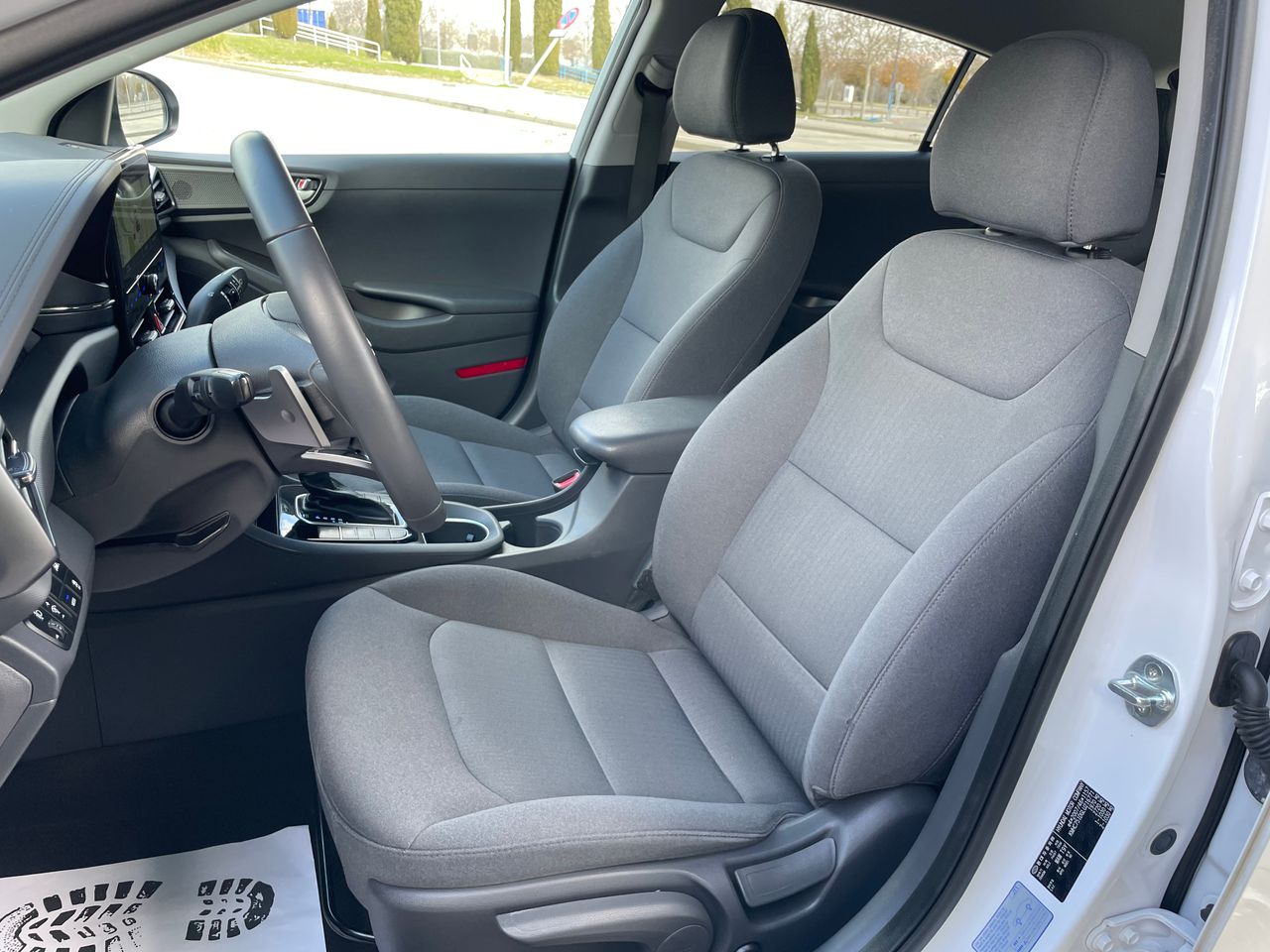 Foto Hyundai IONIQ 10