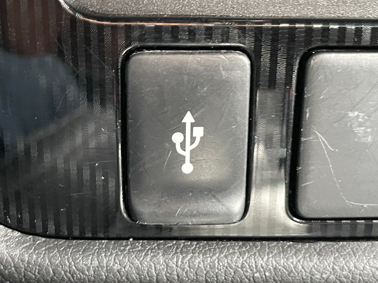 Foto Mitsubishi Outlander 32