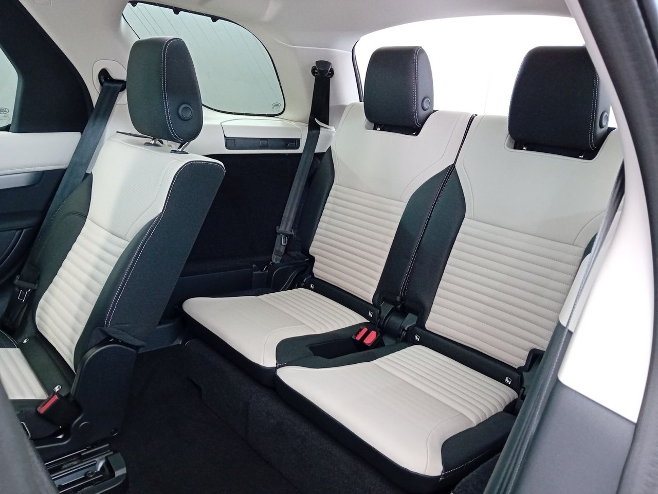 Foto Land-Rover Discovery 16