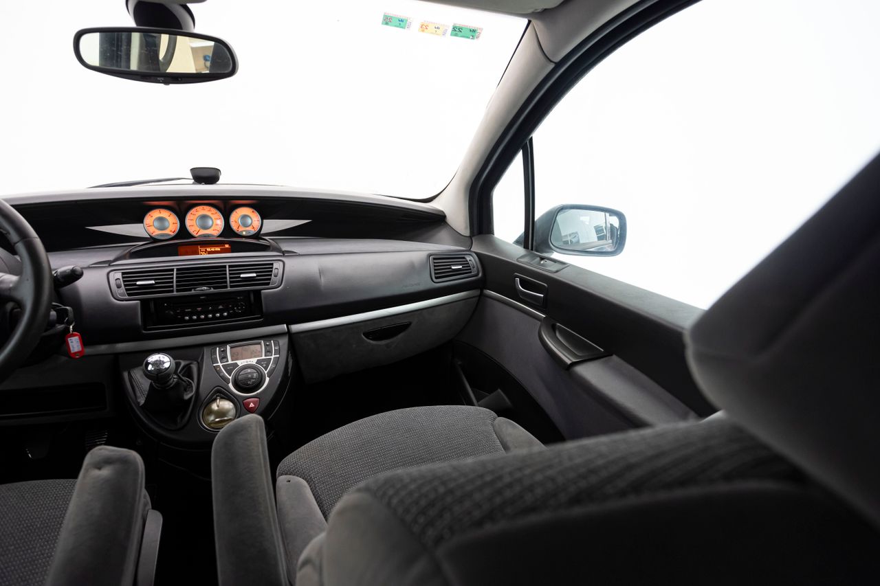 Foto Peugeot 807 16