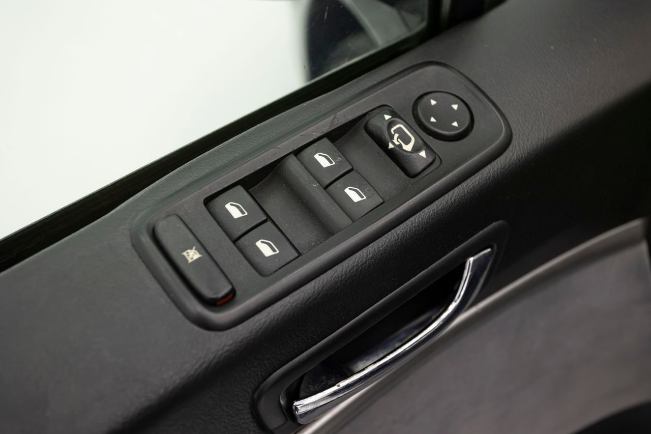 Foto Peugeot 807 23