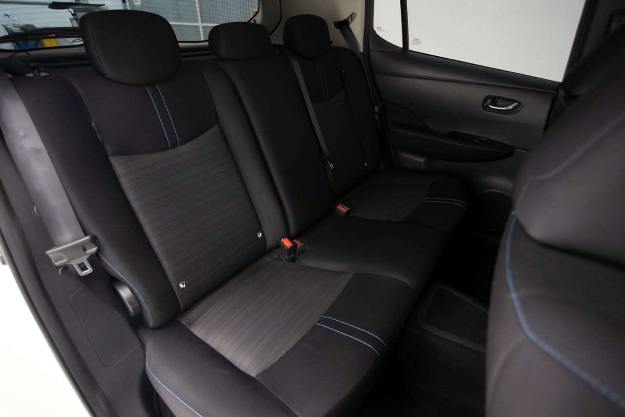 Foto Nissan Leaf 16