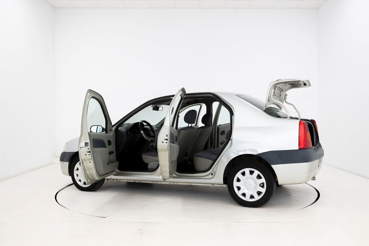 Foto Dacia Logan 18