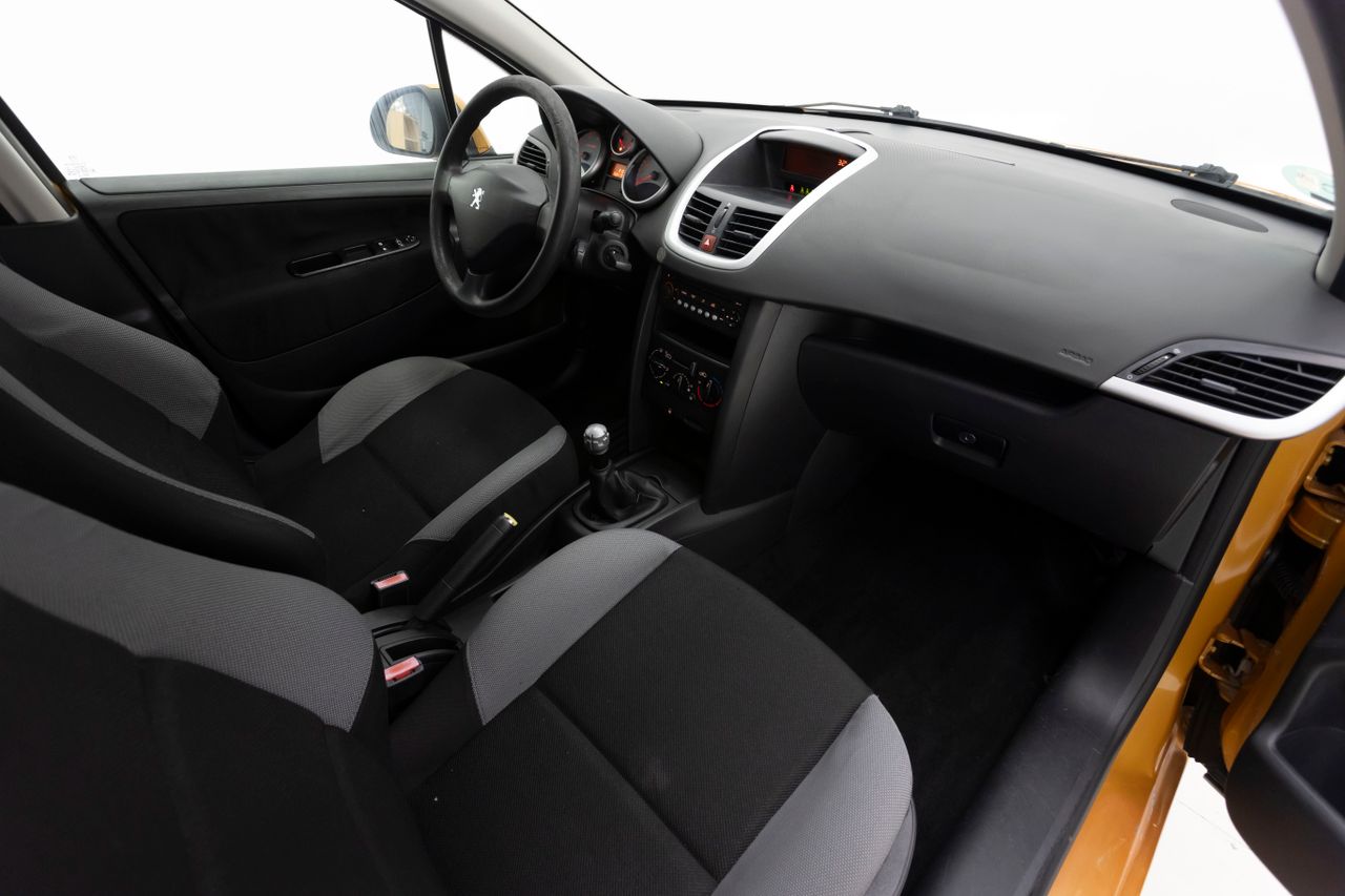 Foto Peugeot 207 14