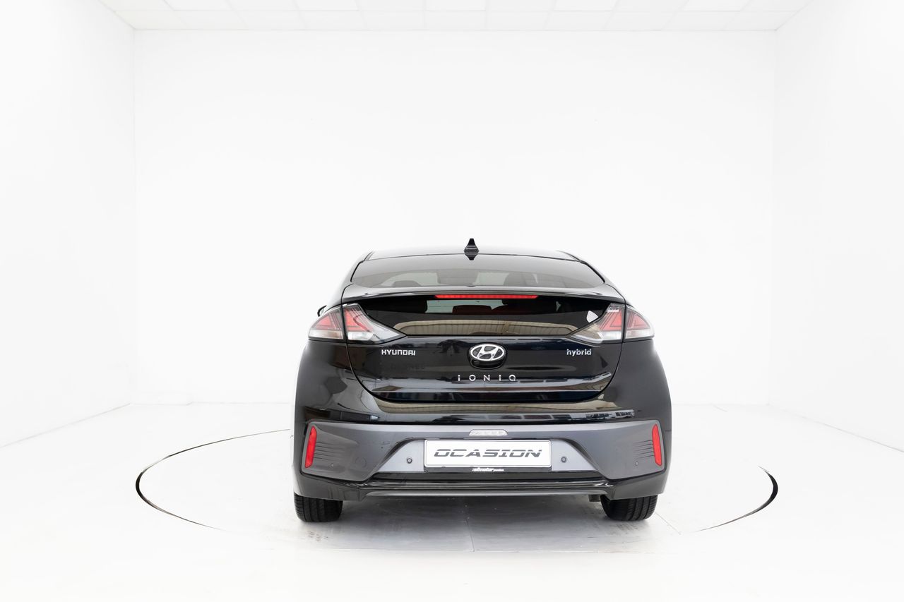 Foto Hyundai IONIQ 48