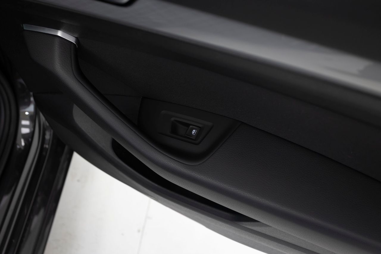 Foto Volkswagen Passat 14