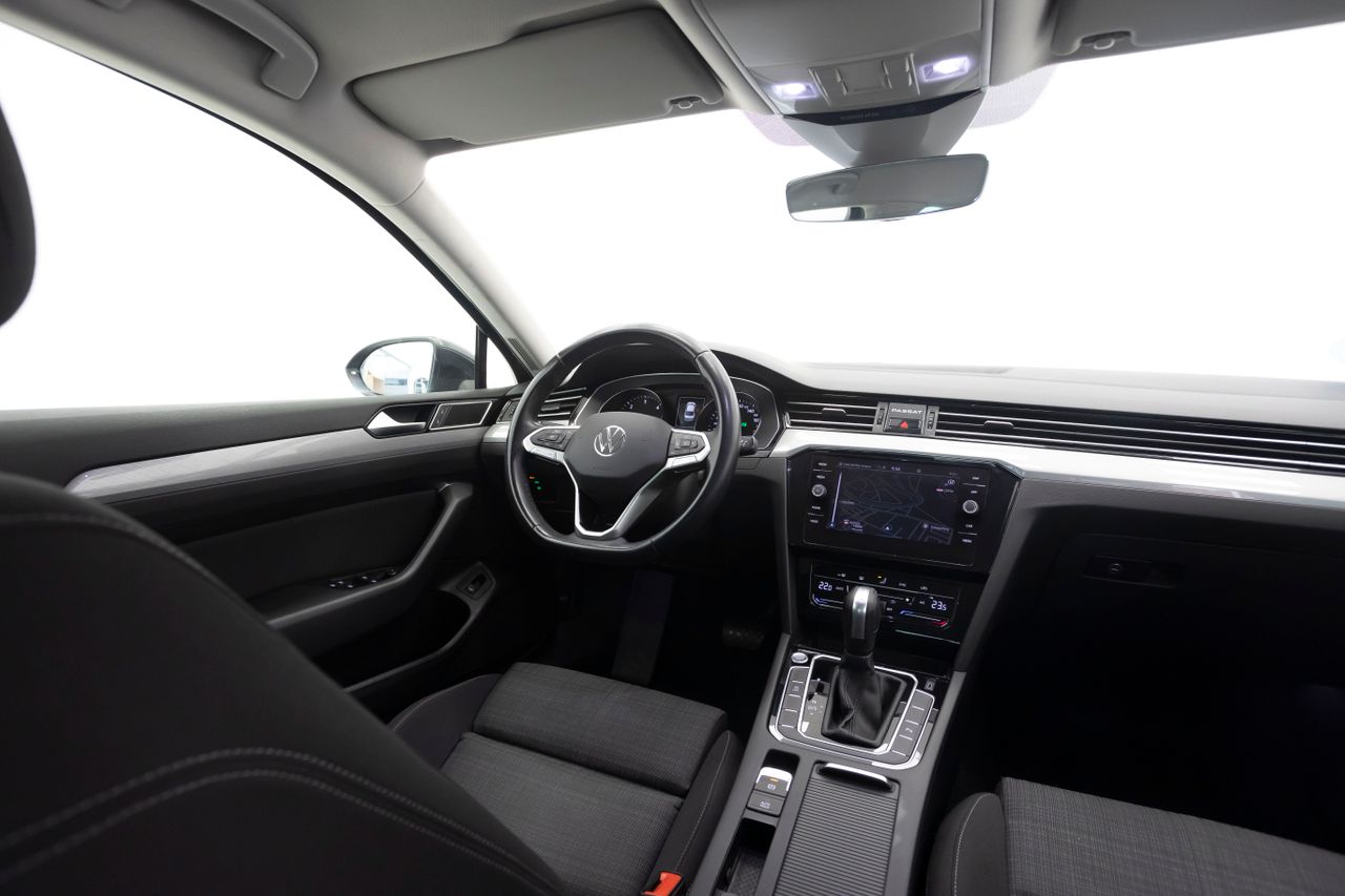 Foto Volkswagen Passat 16