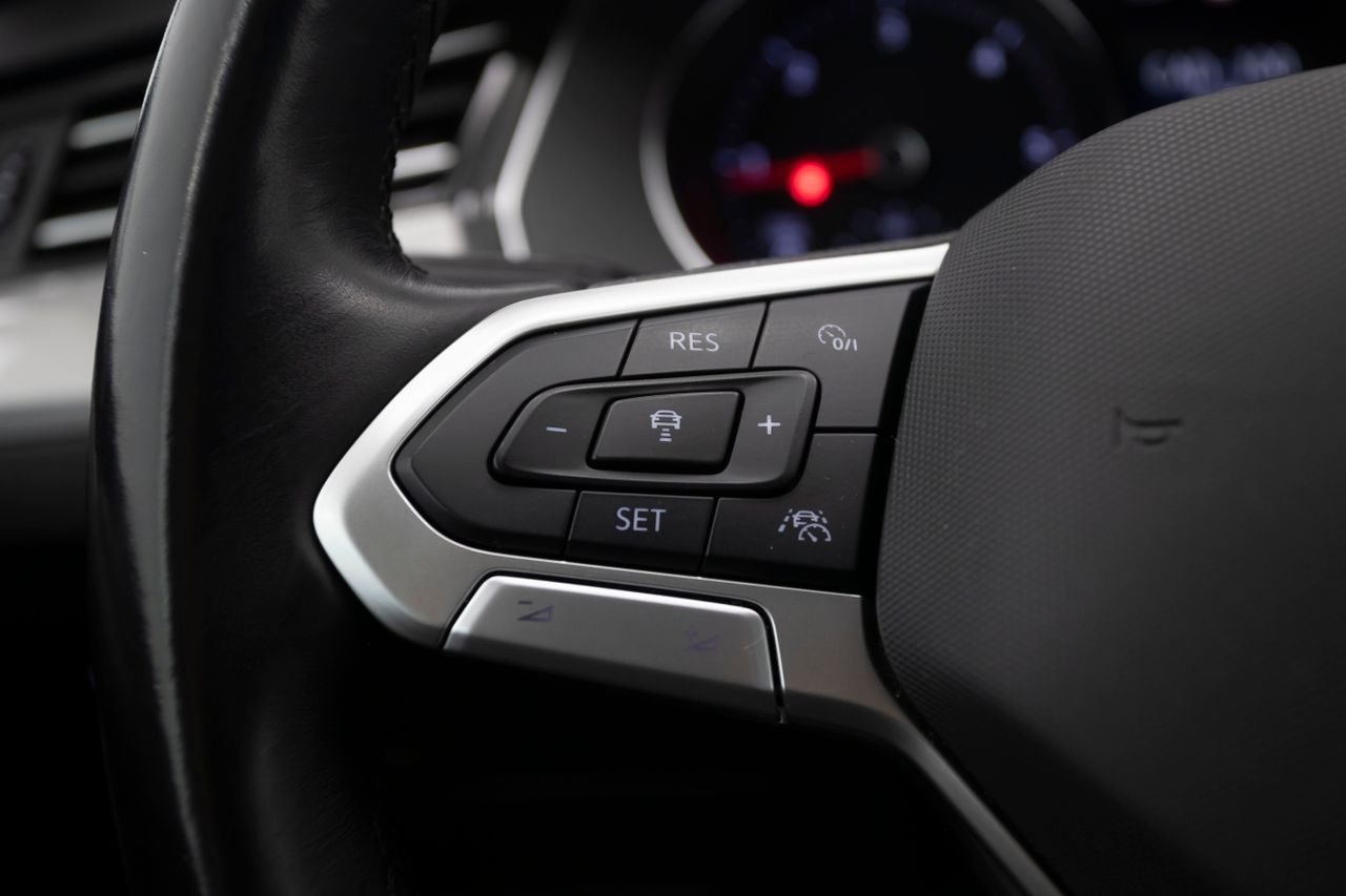 Foto Volkswagen Passat 30