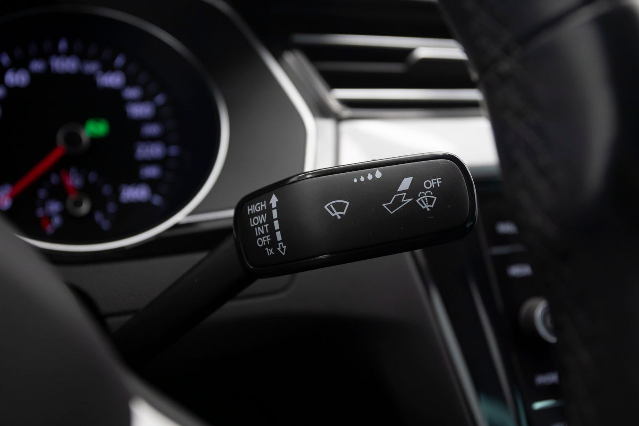 Foto Volkswagen Passat 31