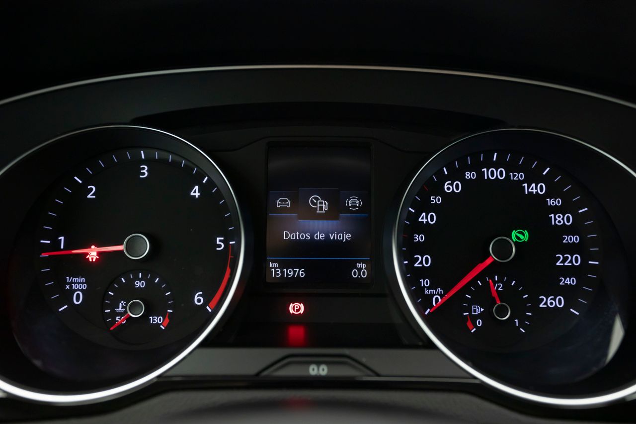 Foto Volkswagen Passat 35