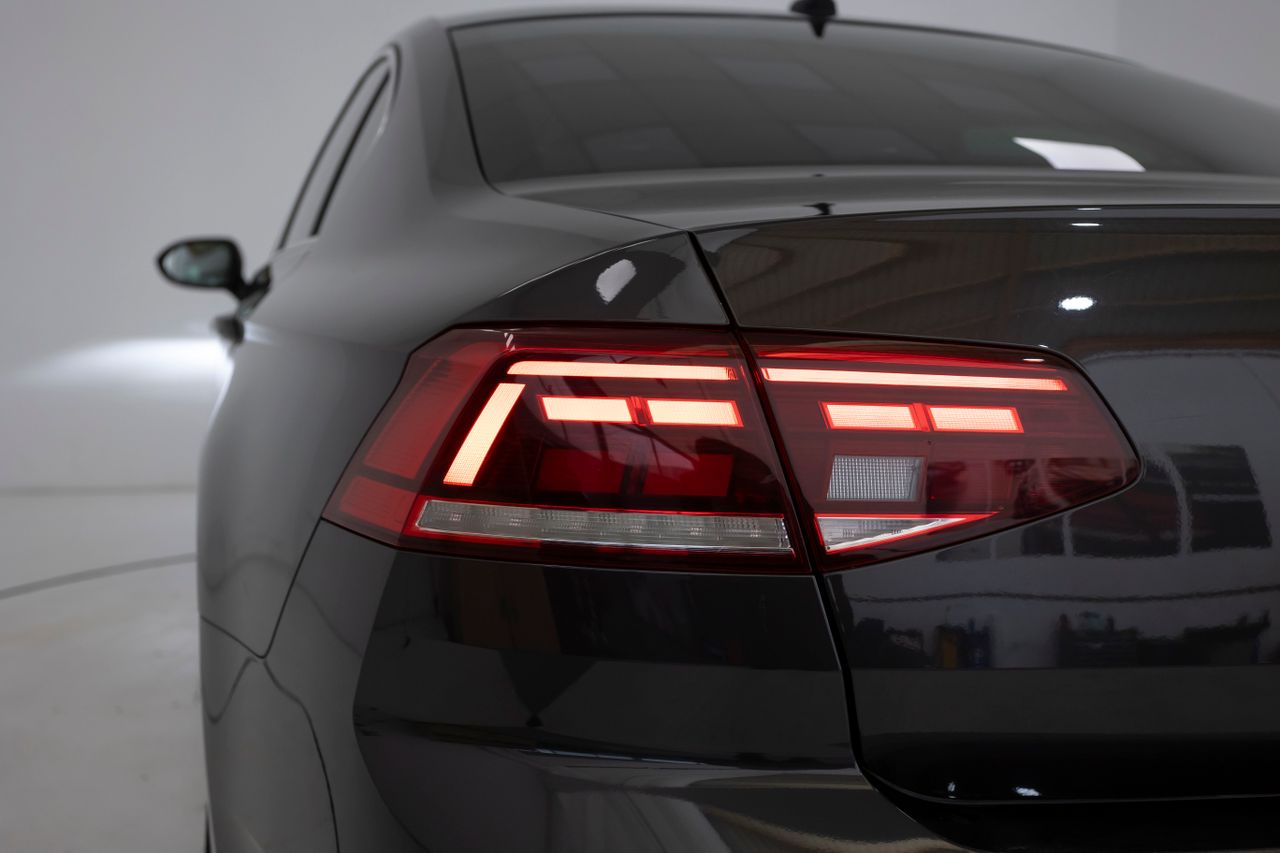 Foto Volkswagen Passat 54