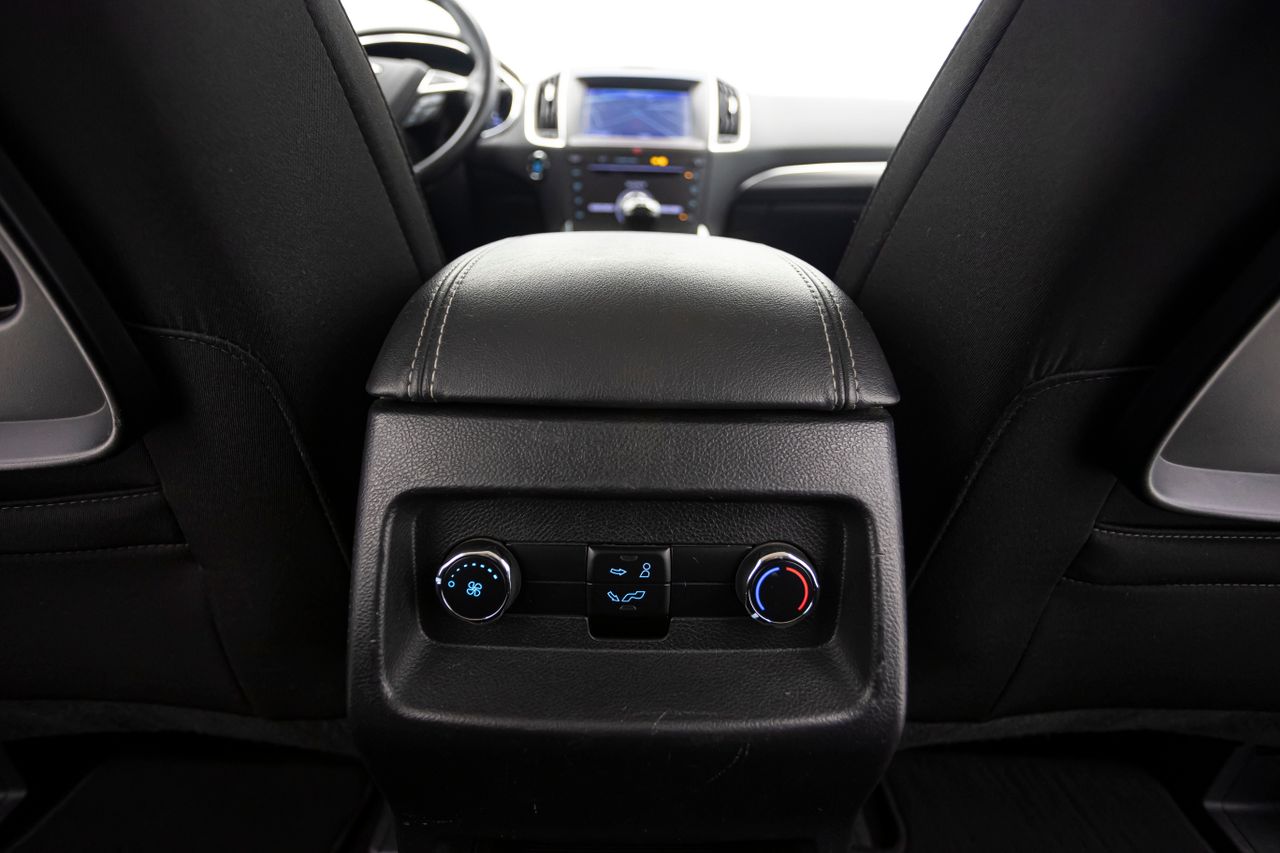 Foto Ford S-Max 20