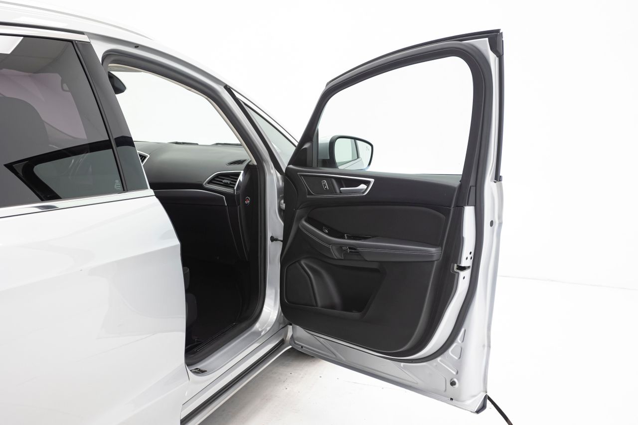 Foto Ford S-Max 26