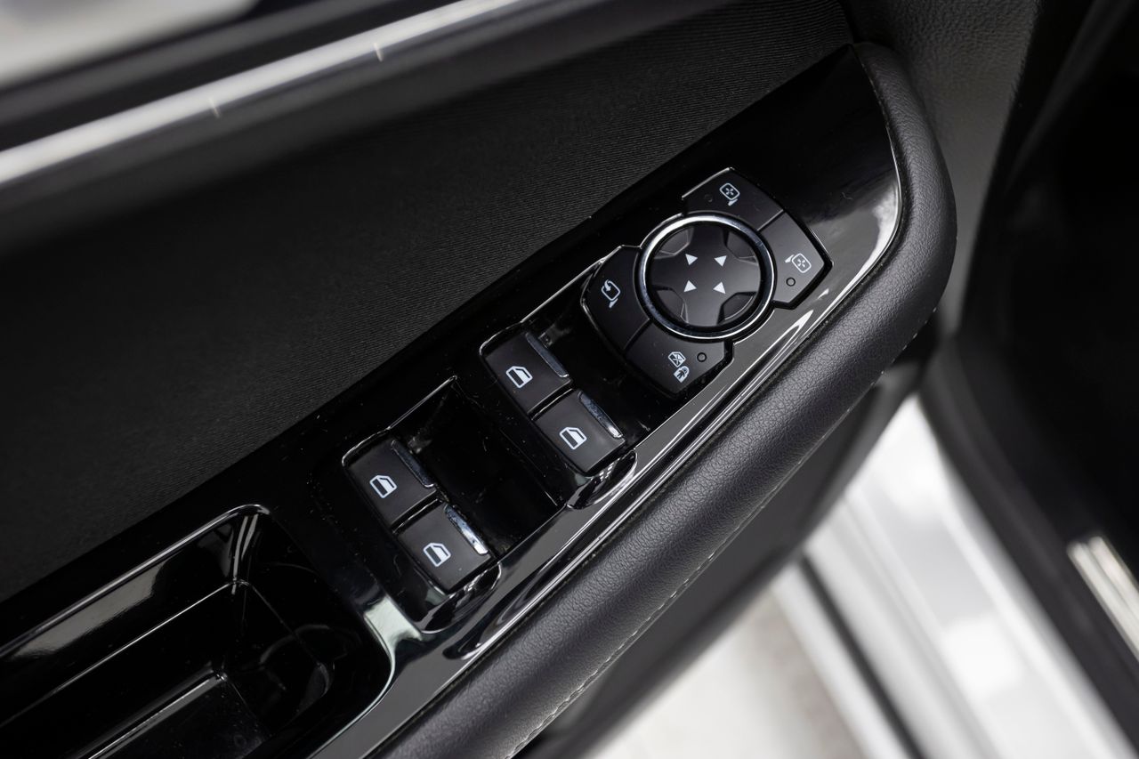 Foto Ford S-Max 32
