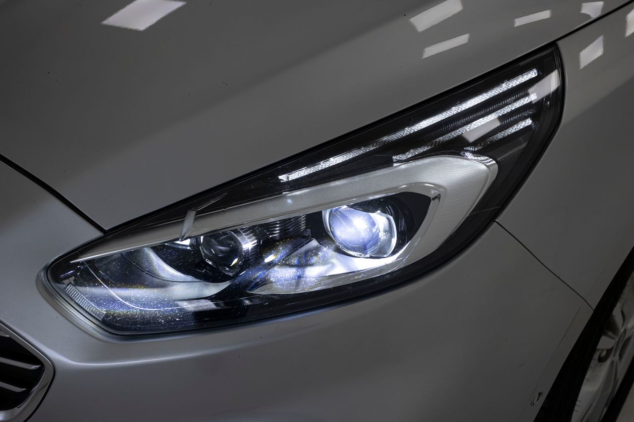 Foto Ford S-Max 48