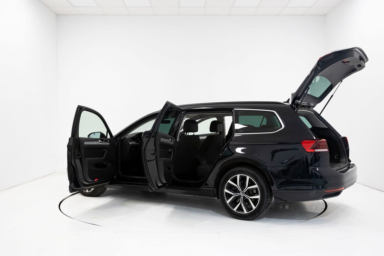 Foto Volkswagen Passat 25