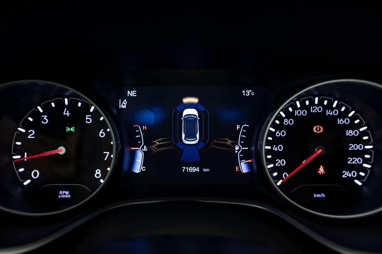 Foto Jeep Compass 37