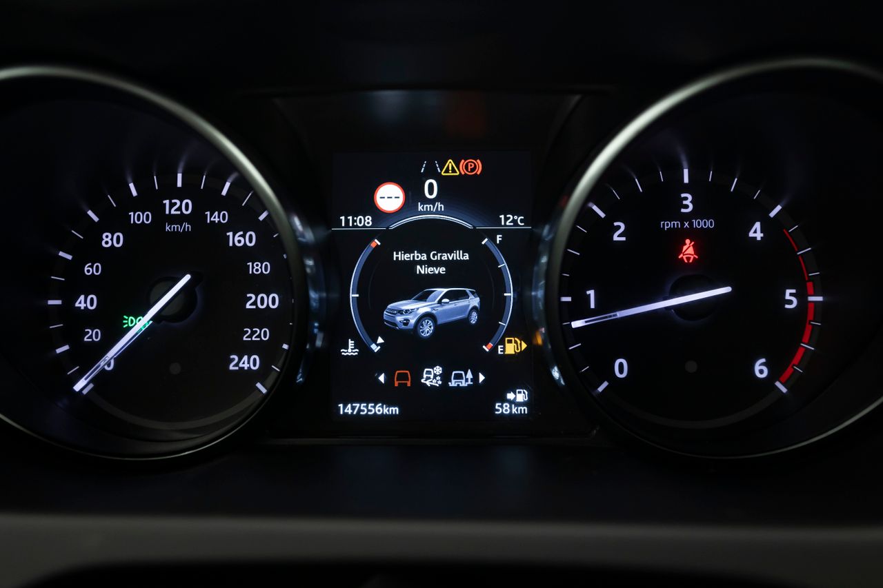 Foto Land-Rover Discovery Sport 36