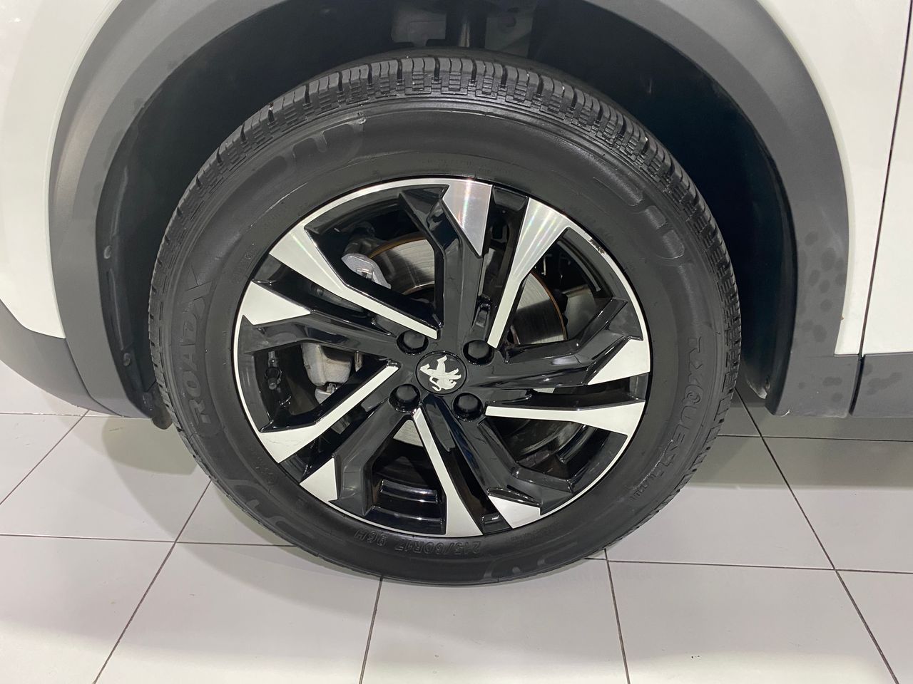 Foto Peugeot 2008 6