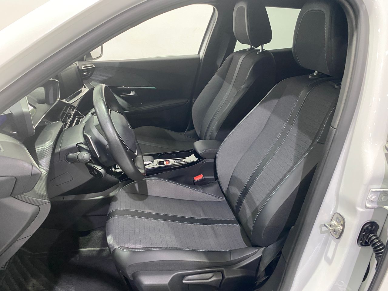 Foto Peugeot 2008 8