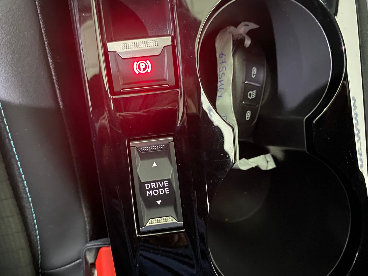 Foto Peugeot 2008 17