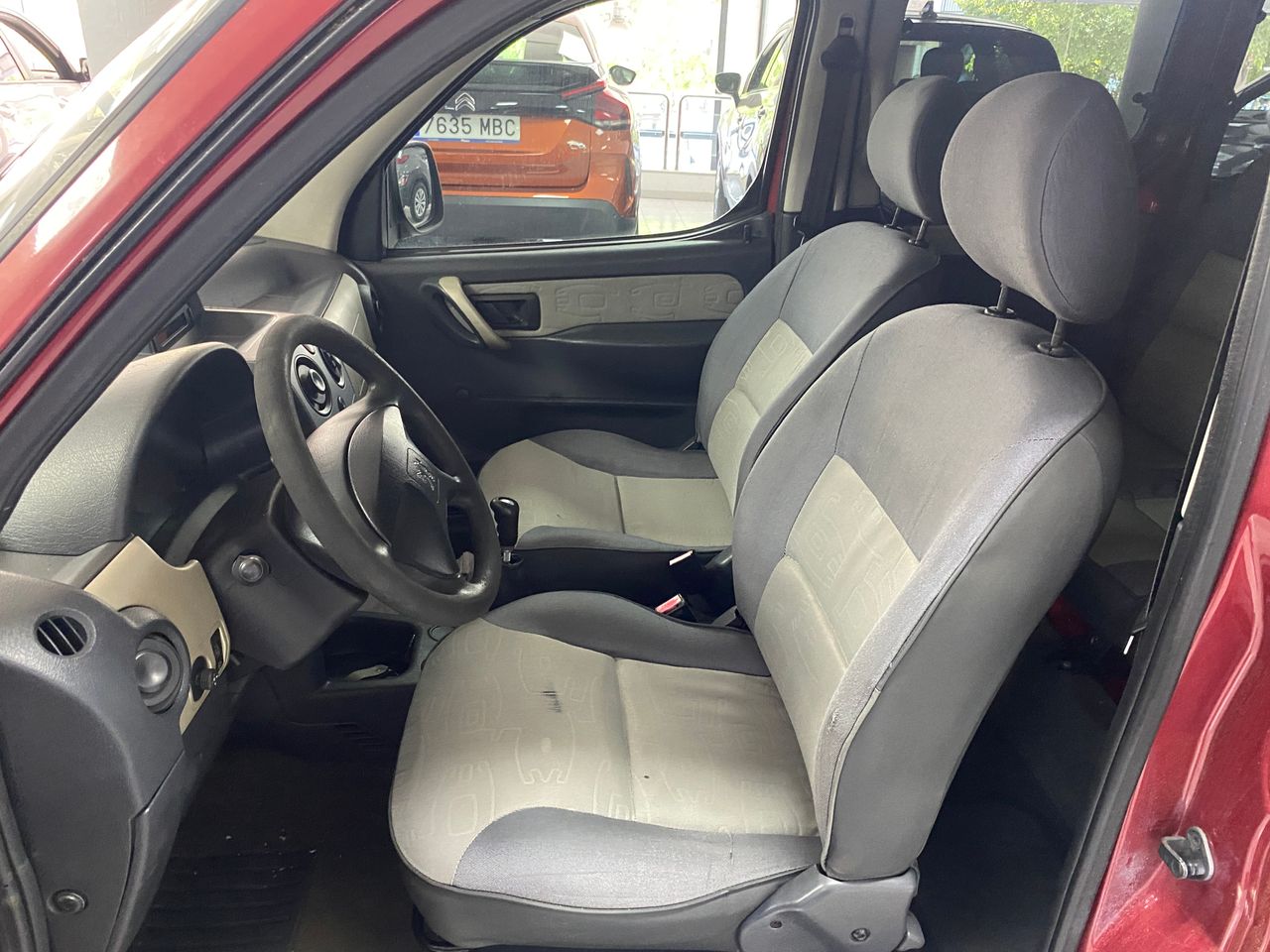 Foto Peugeot Partner 6