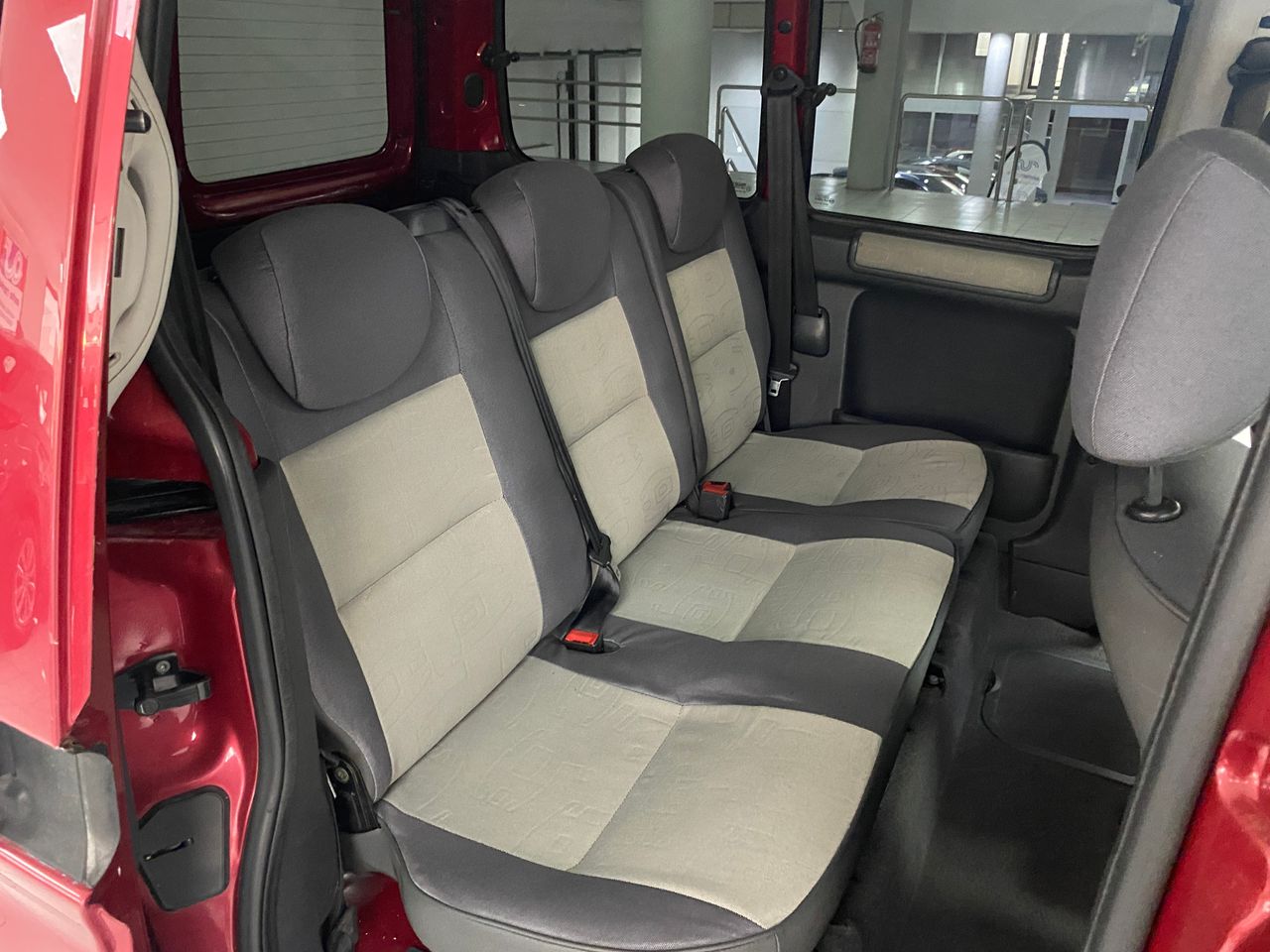 Foto Peugeot Partner 7