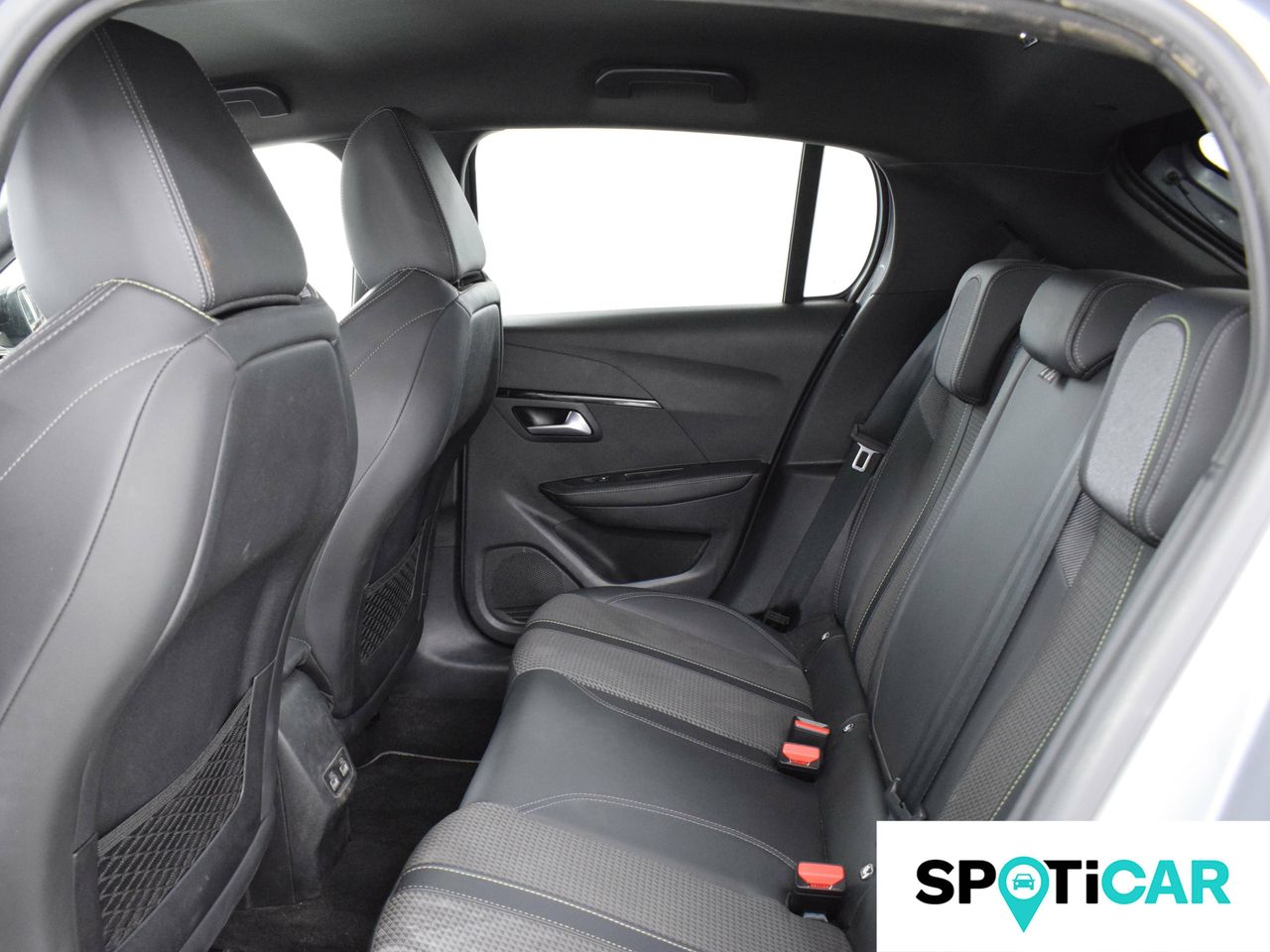 Foto Peugeot 208 10