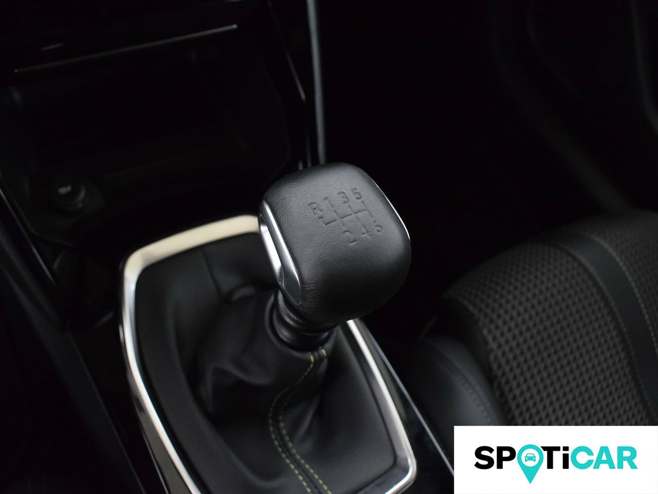 Foto Peugeot 208 13