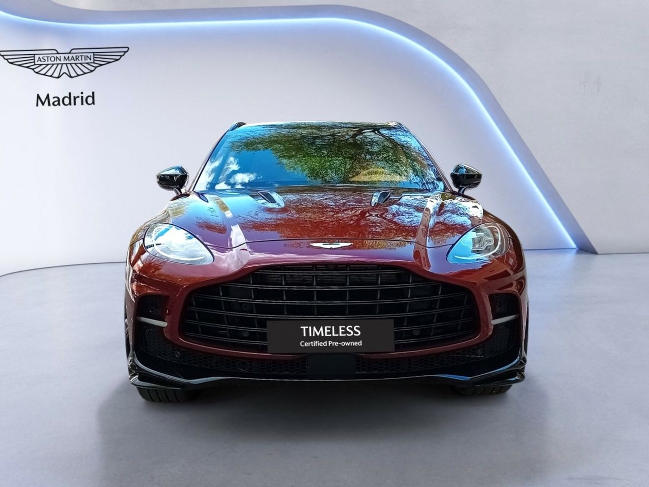 Foto Aston martin DBX 2