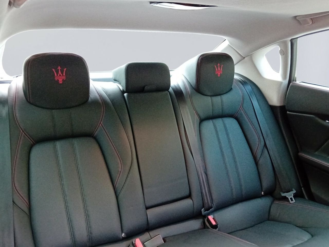 Foto Maserati Quattroporte 12