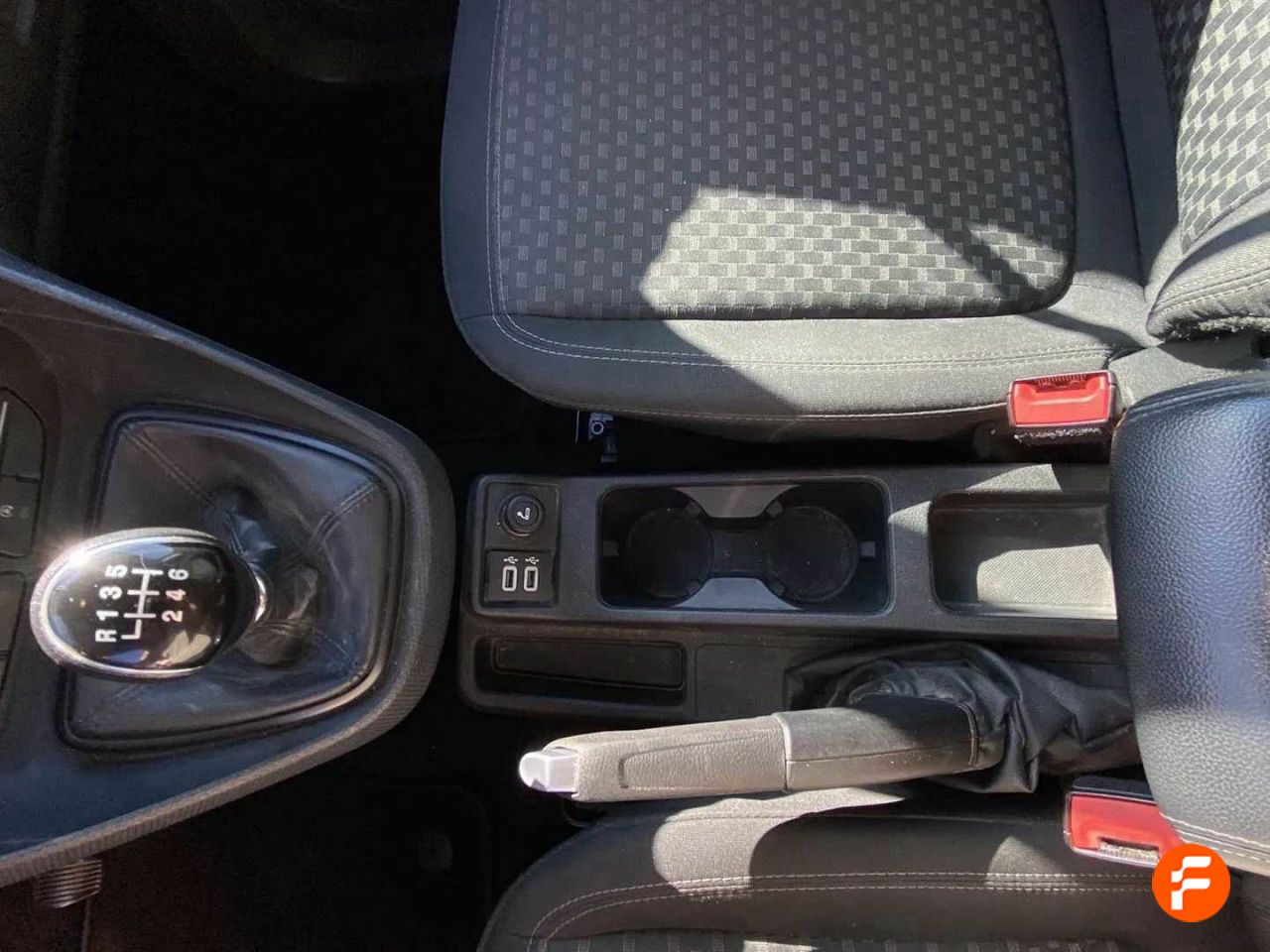 Foto Ford Transit Connect 27