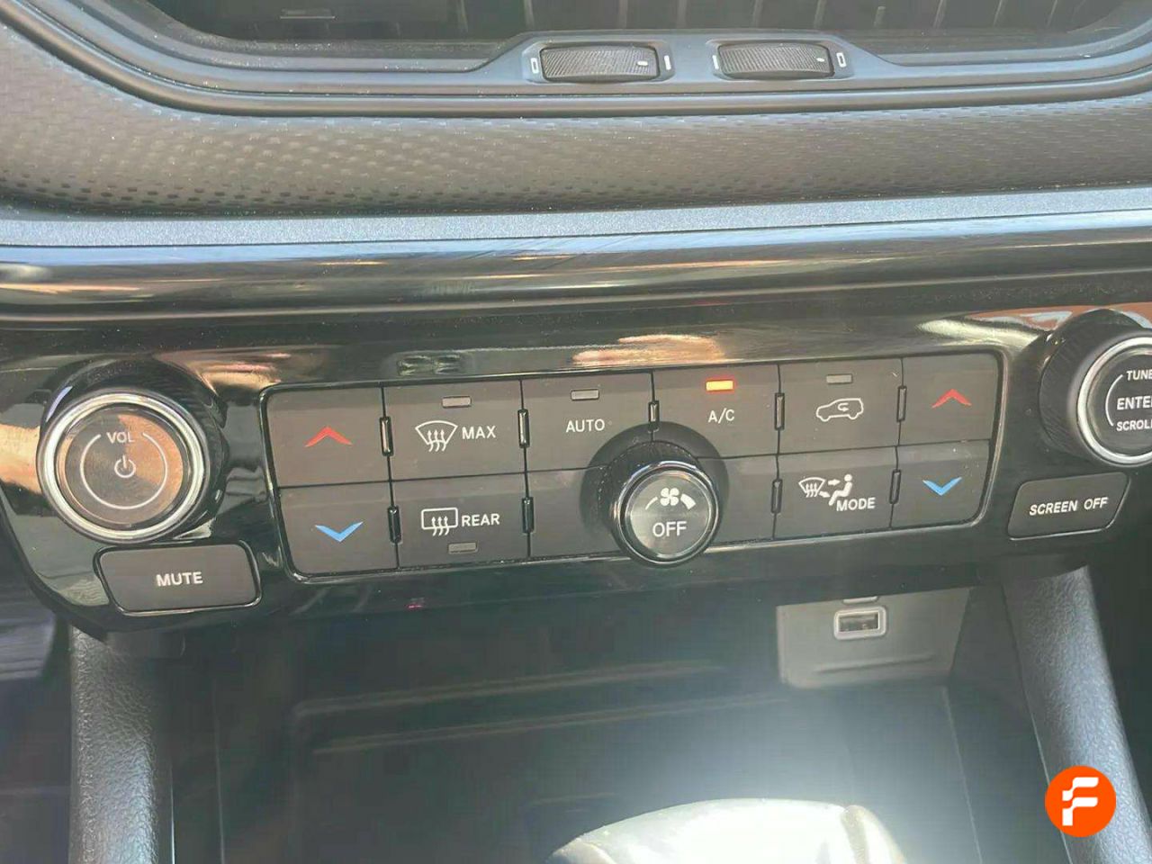 Foto Jeep Compass 27