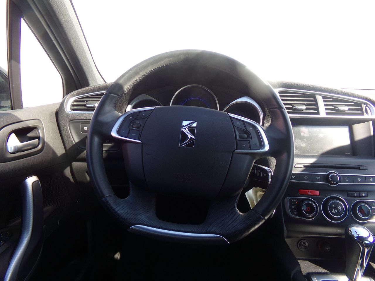 Foto DS Automobiles DS 4 7