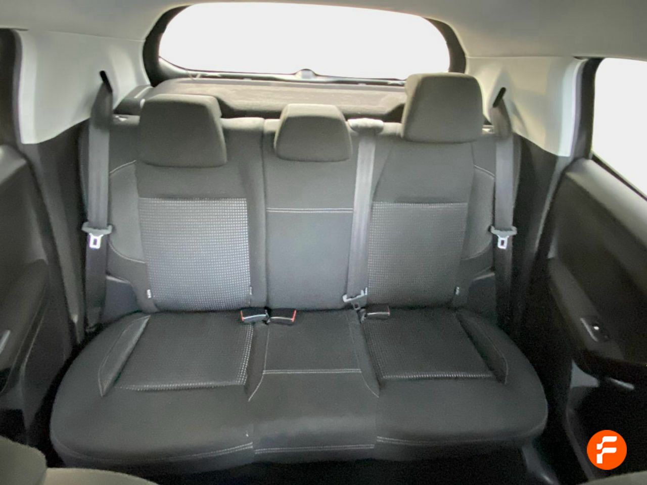 Foto Peugeot 208 18